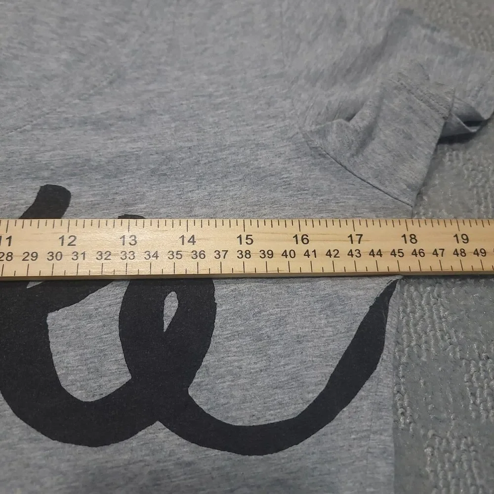 Nike shirt women